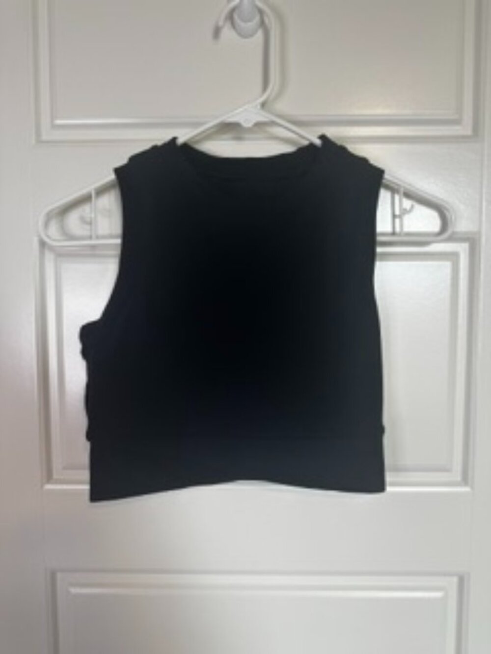 Workout Crop Top w/ Built In Bra w/ Padding